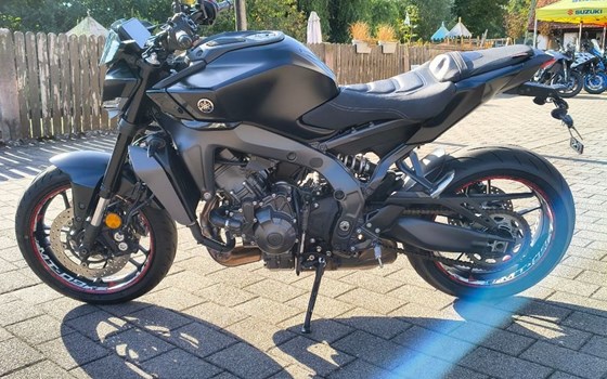 Gebrauchtmotorrad Yamaha MT-09 - Bild 2