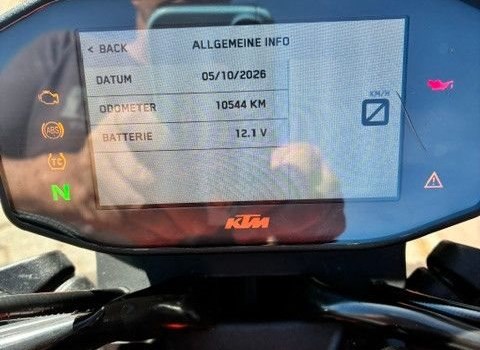 Gebrauchtmotorrad KTM 890 Duke - Bild 9