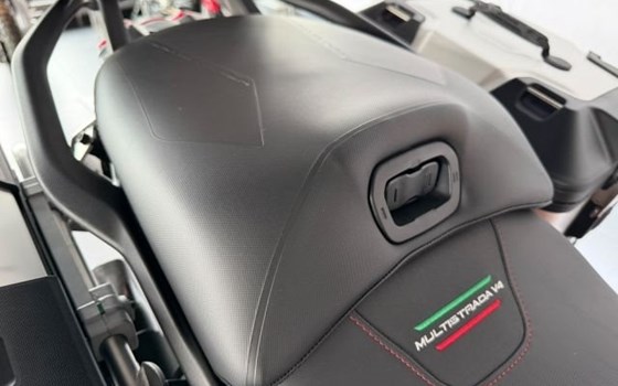 Gebrauchtmotorrad Ducati Multistrada V4 Rally - Bild 9