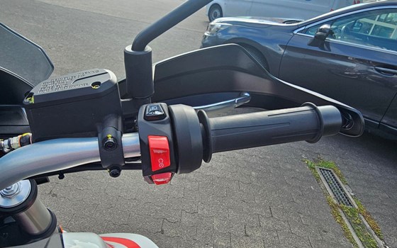 Neufahrzeug Moto Guzzi V85 TT - Bild 5