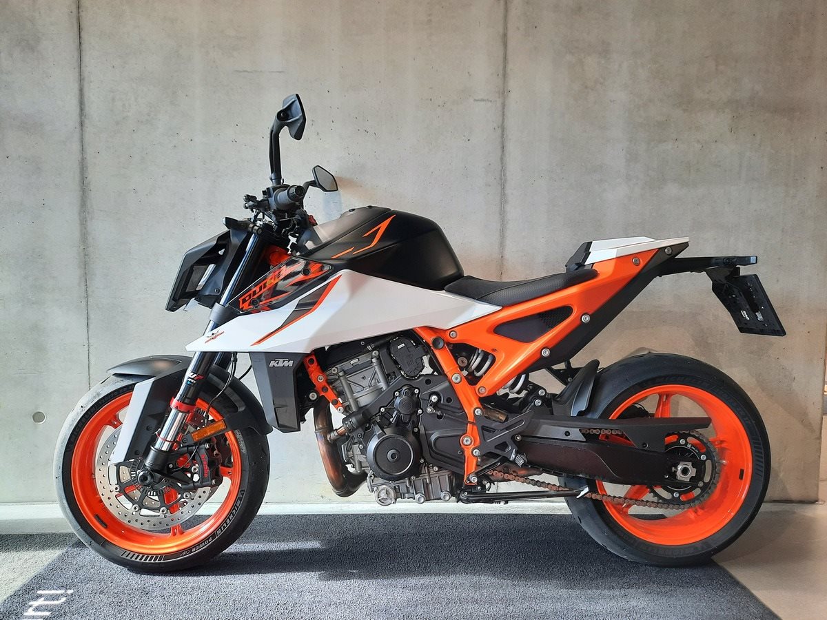 KTM 990 Duke R