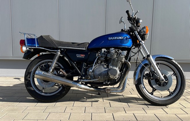 Suzuki GS 750