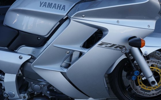 Gebrauchtmotorrad Yamaha FJR 1300 - Bild 9