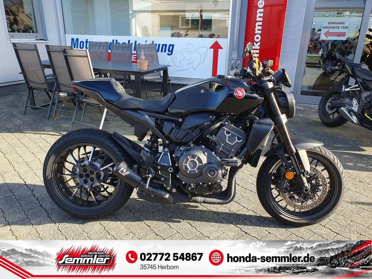 Honda CB1000R Black Edition