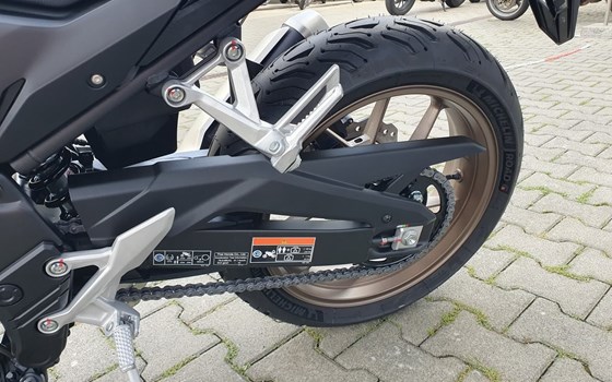 Gebrauchtmotorrad Honda CB500 Hornet E-Clutch - Bild 12