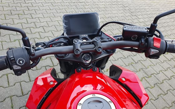 Gebrauchtmotorrad Honda CB500 Hornet E-Clutch - Bild 16