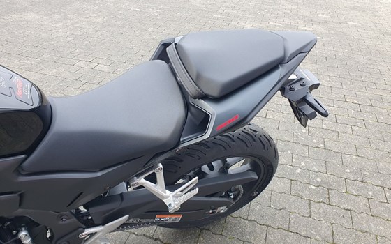 Gebrauchtmotorrad Honda CB500 Hornet E-Clutch - Bild 11