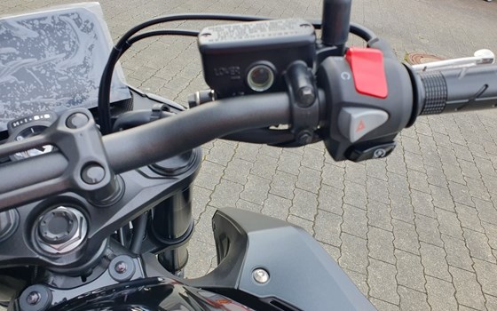 Gebrauchtmotorrad Honda CB500 Hornet E-Clutch - Bild 17