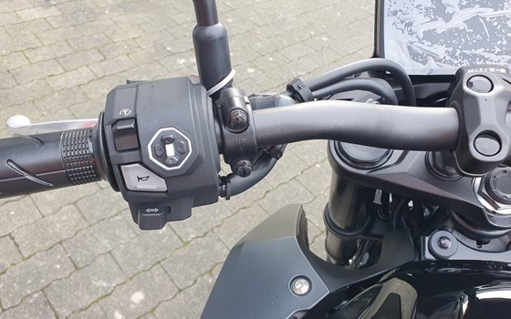 Gebrauchtmotorrad Honda CB500 Hornet E-Clutch - Bild 18