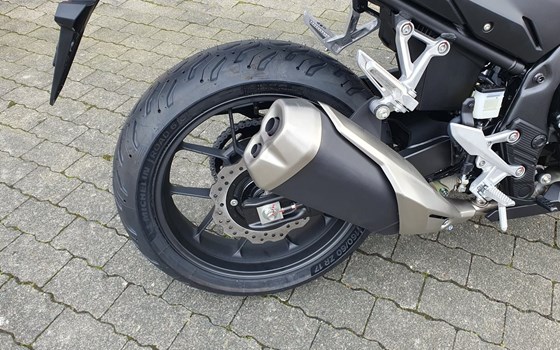 Gebrauchtmotorrad Honda CB500 Hornet E-Clutch - Bild 3