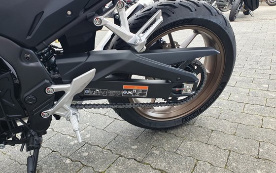 Gebrauchtmotorrad Honda CB500 Hornet E-Clutch - Bild 12