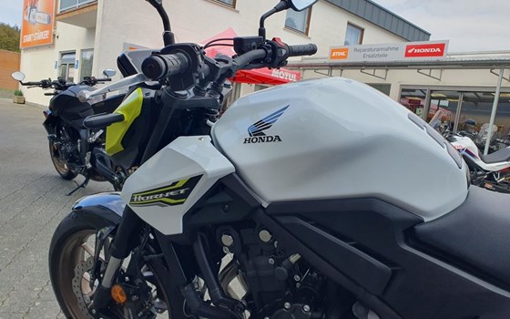 Gebrauchtmotorrad Honda CB500 Hornet E-Clutch - Bild 16
