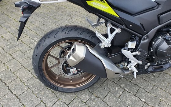 Gebrauchtmotorrad Honda CB500 Hornet E-Clutch - Bild 3
