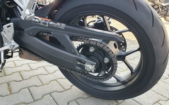 Gebrauchtmotorrad Honda CBR650R E-Clutch - Bild 13