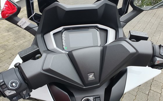 Gebrauchtmotorrad Honda Forza 125 - Bild 13
