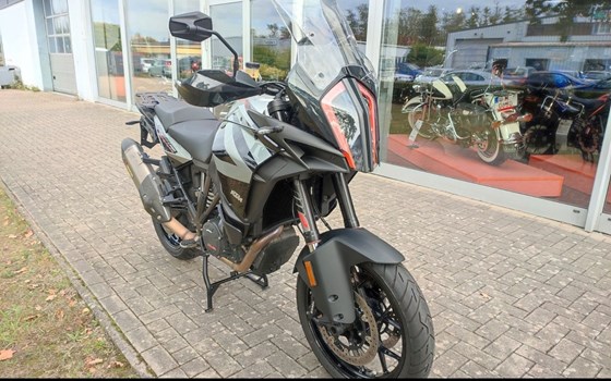 Gebrauchtmotorrad KTM 1290 Super Adventure S - Bild 2