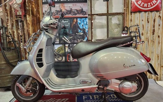 Gebrauchtmotorrad Piaggio GTS 300 i.e. Touring - Bild 4