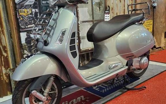Gebrauchtmotorrad Piaggio GTS 300 i.e. Touring - Bild 5