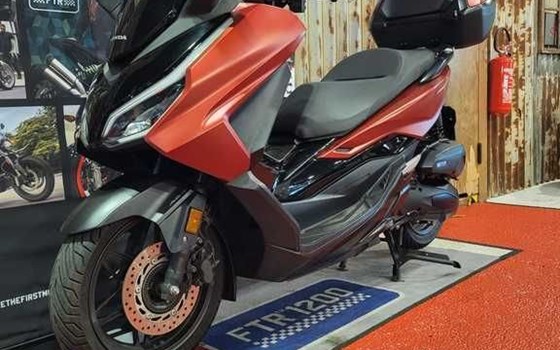Gebrauchtmotorrad Honda Forza 125 - Bild 5