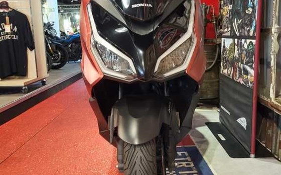 Gebrauchtmotorrad Honda Forza 125 - Bild 7