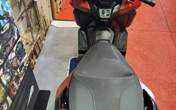 Gebrauchtmotorrad Honda Forza 125 - Bild 8