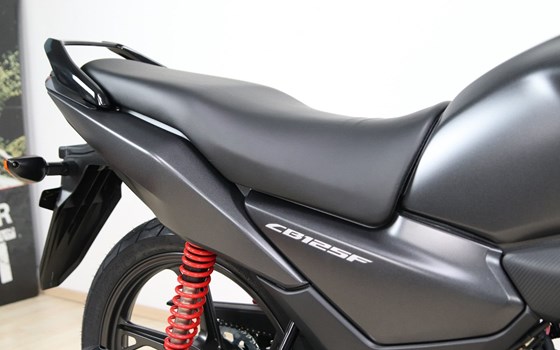 Gebrauchtmotorrad Honda CB125F - Bild 4