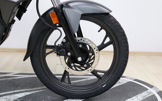 Gebrauchtmotorrad Honda CB125F - Bild 5
