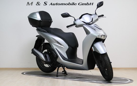 Gebrauchtmotorrad Honda SH150i - Bild 9