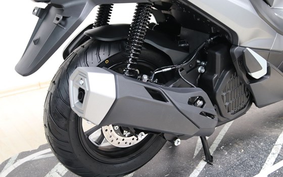 Neufahrzeug Voge SR1 125i ABS - Bild 3