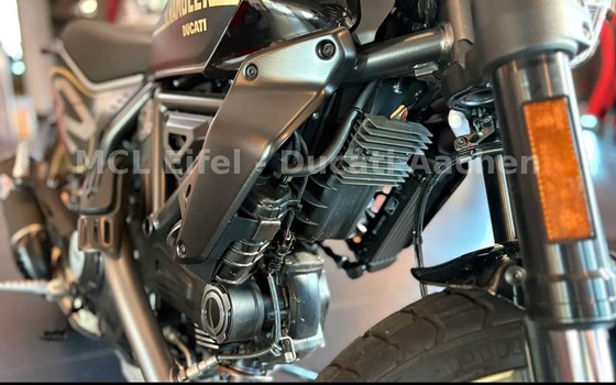 Gebrauchtmotorrad Ducati Scrambler Full Throttle - Bild 14