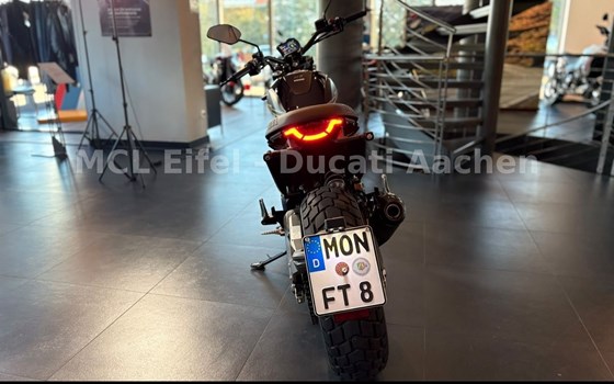 Gebrauchtmotorrad Ducati Scrambler Full Throttle - Bild 6