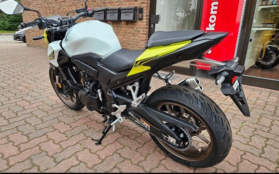 Gebrauchtmotorrad Honda CB500 Hornet E-Clutch - Bild 3