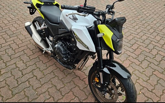 Gebrauchtmotorrad Honda CB500 Hornet E-Clutch - Bild 6