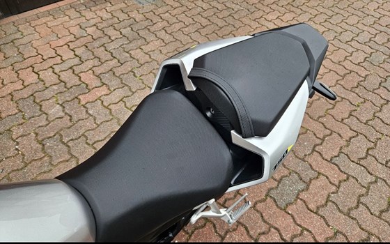 Gebrauchtmotorrad Honda CB750 Hornet - Bild 10