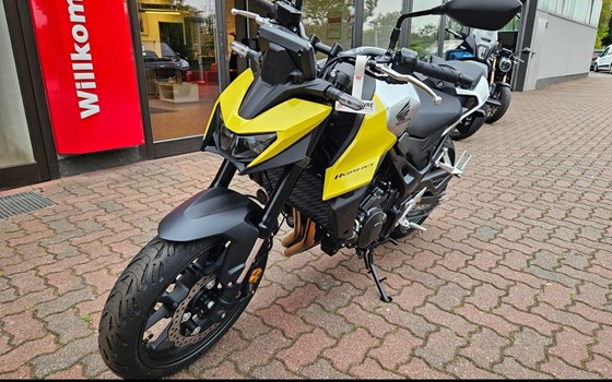 Gebrauchtmotorrad Honda CB750 Hornet - Bild 2