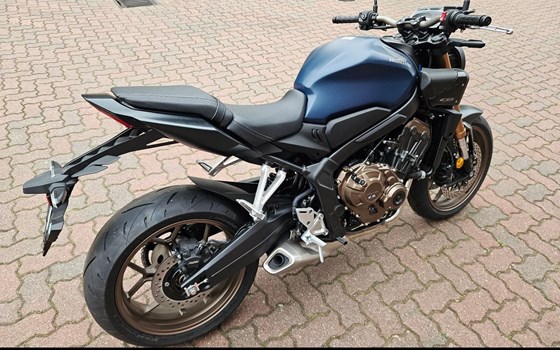 Gebrauchtmotorrad Honda CB650R - Bild 4