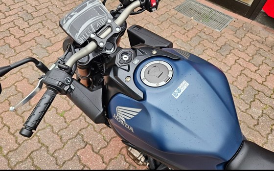 Gebrauchtmotorrad Honda CB650R - Bild 9