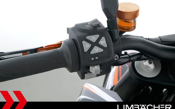 Gebrauchtmotorrad KTM 1290 Super Duke R - Bild 21