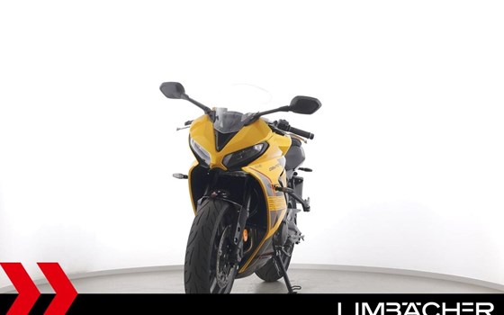 Gebrauchtmotorrad Triumph Daytona 660 - Bild 3
