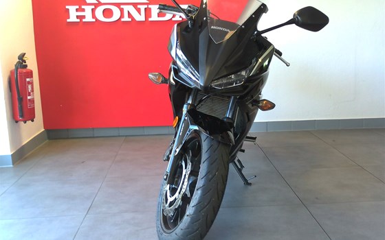 Gebrauchtmotorrad Honda CBR500R - Bild 3