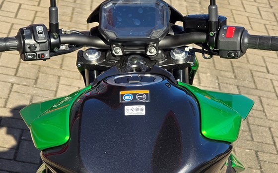 Gebrauchtmotorrad Kawasaki Z650 S - Bild 10