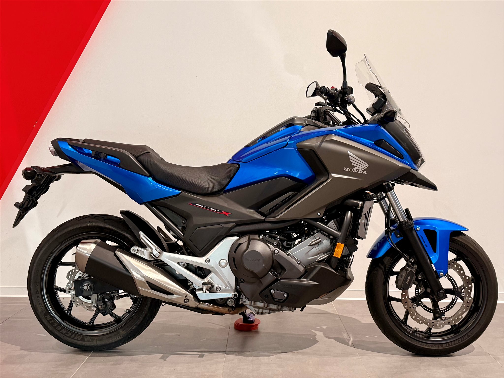 Honda NC750X DCT