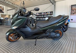Neumotorrad Suzuki Burgman 400