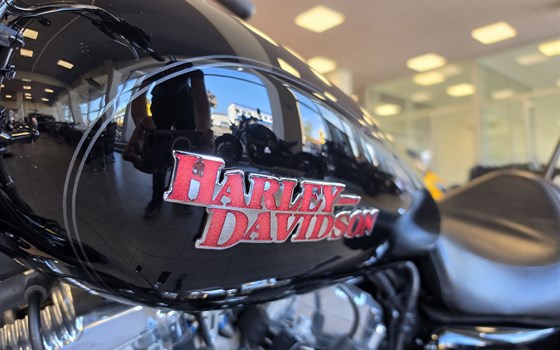 Gebrauchtmotorrad Harley-Davidson Sportster XL 1200T SuperLow - Bild 11