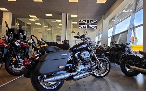 Gebrauchtmotorrad Harley-Davidson Sportster XL 1200T SuperLow - Bild 4