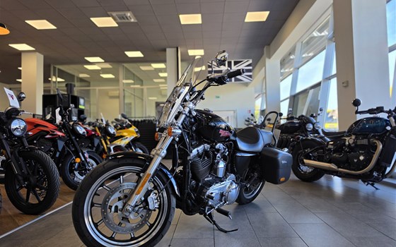 Gebrauchtmotorrad Harley-Davidson Sportster XL 1200T SuperLow - Bild 7