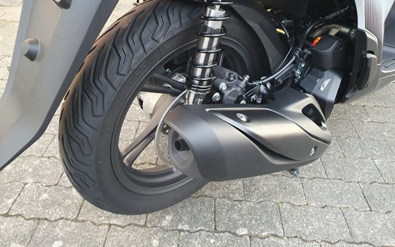 Gebrauchtmotorrad Honda SH125i - Bild 16