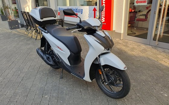 Gebrauchtmotorrad Honda SH125i - Bild 3