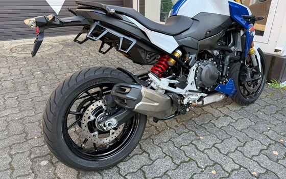 Gebrauchtmotorrad BMW F 900 R - Bild 11