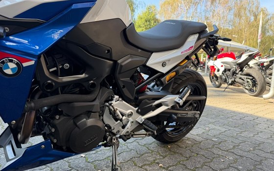Gebrauchtmotorrad BMW F 900 R - Bild 9